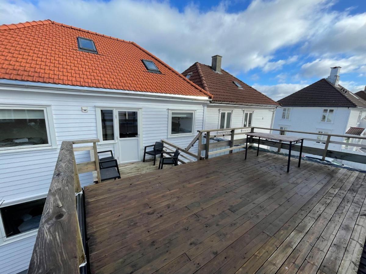 Central Bnb Stavanger At Bertis Ap 9 Generous Rooftop Terrace Exterior foto