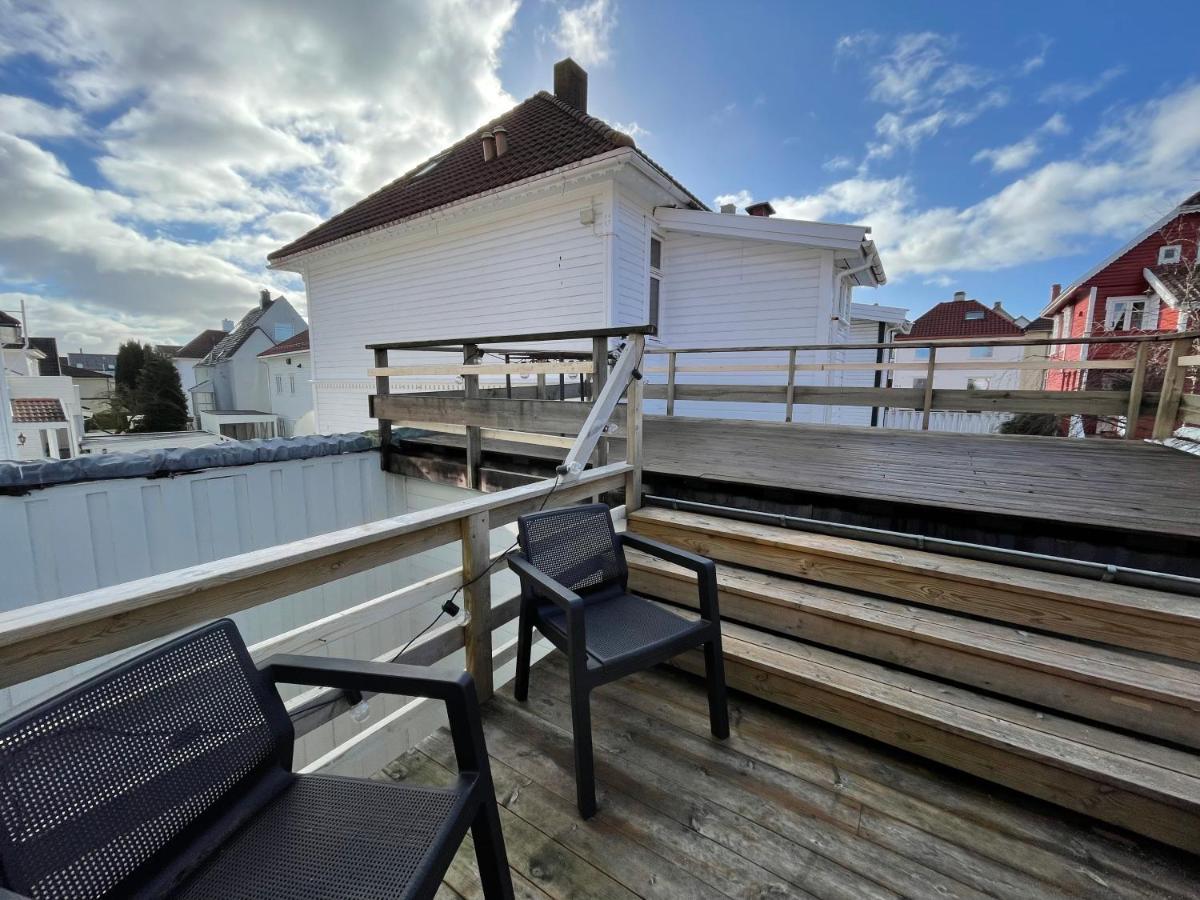 Central Bnb Stavanger At Bertis Ap 9 Generous Rooftop Terrace Exterior foto